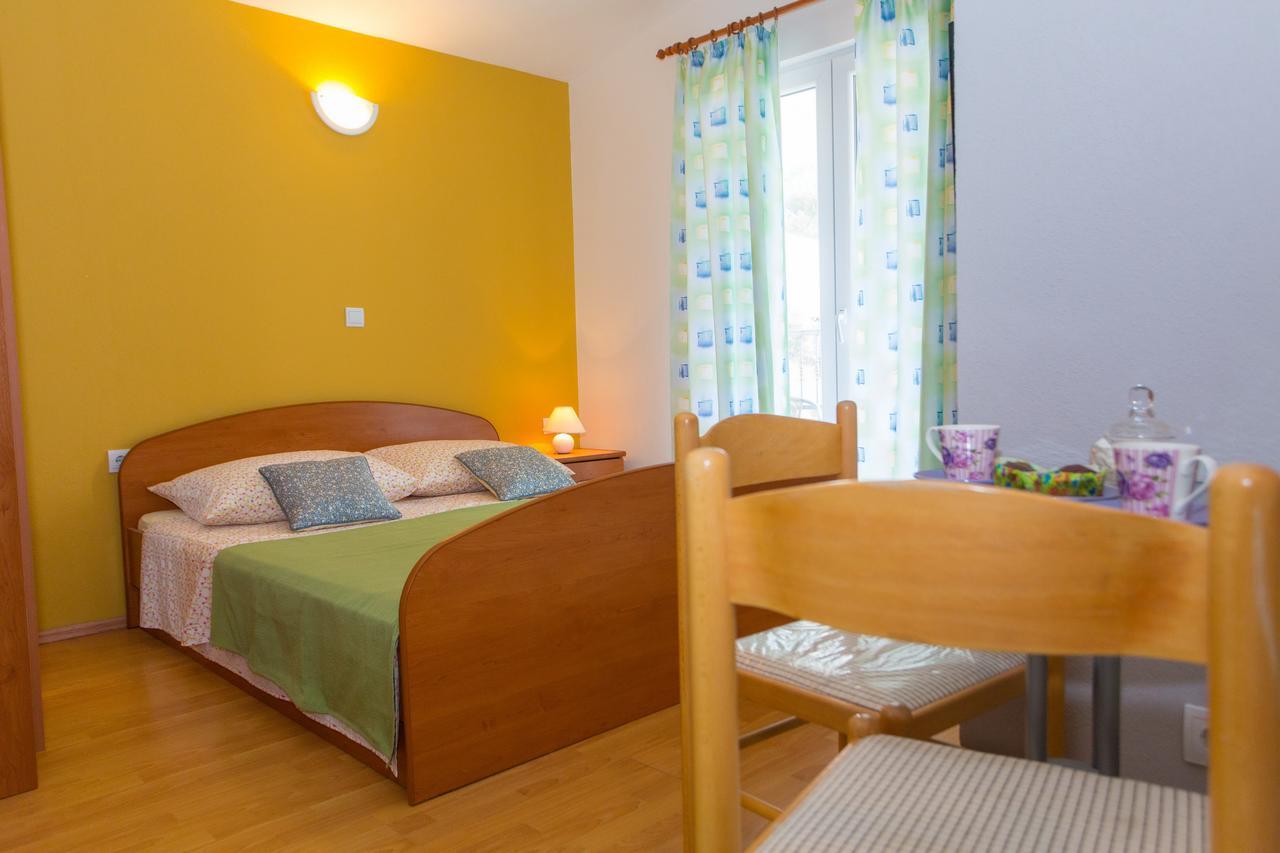 Ivan Apartment *